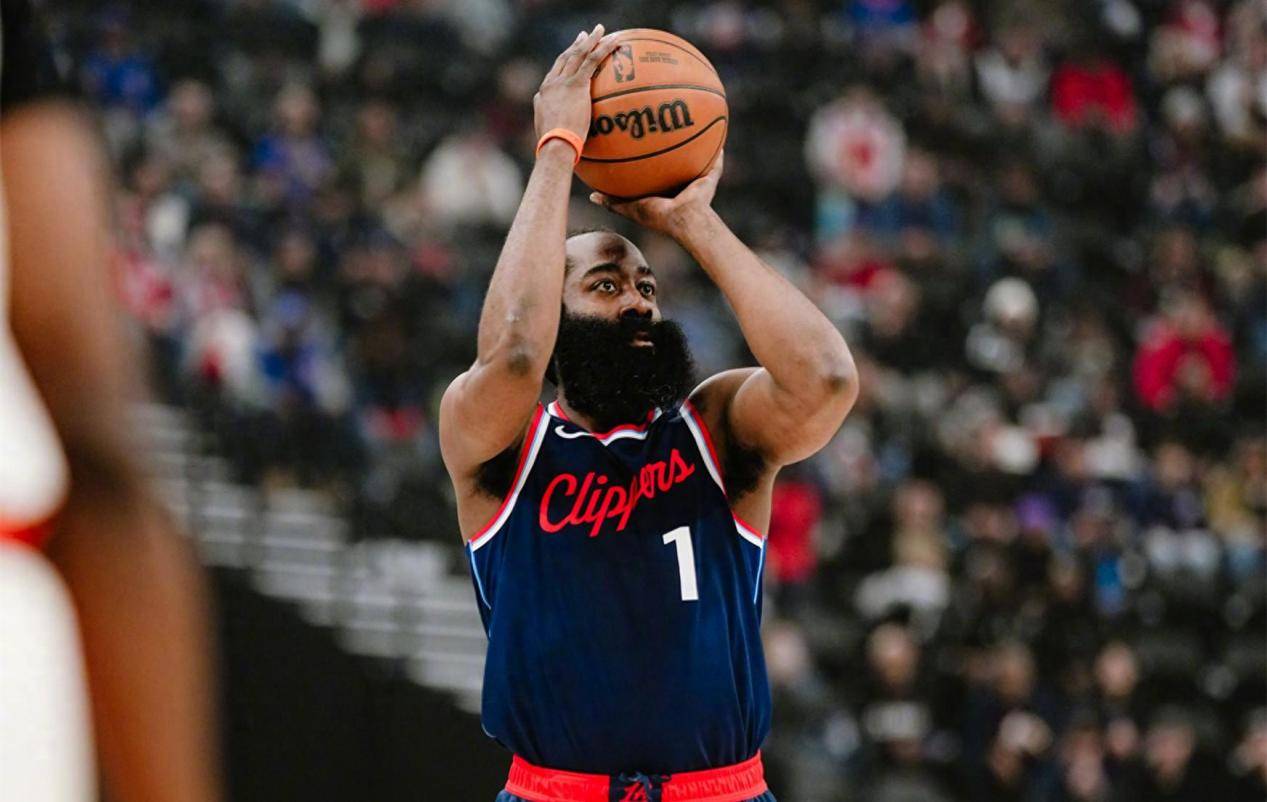 哈登连续十场比赛得分超过最后时刻胜出，TL不断突破！